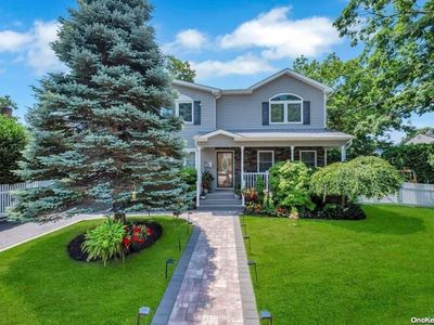 200 Greenwich Avenue, Massapequa Park, NY, 11762