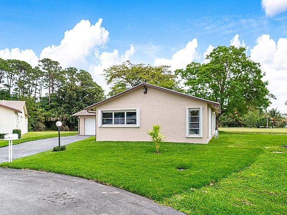 4th image of 4452 Pine Lake Ct