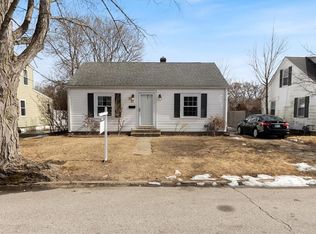 12 Barber Ave, Warwick, RI 02886