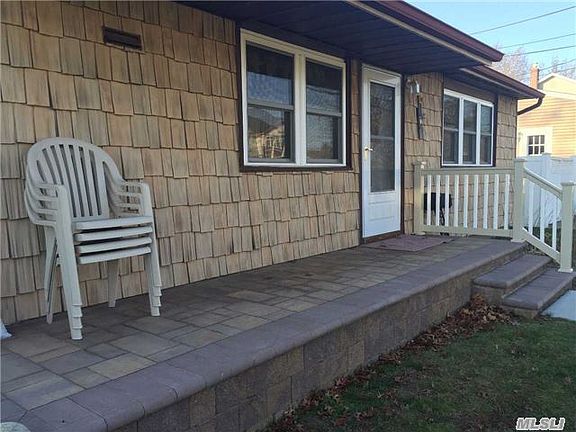 3rd image of 142 Park Ln