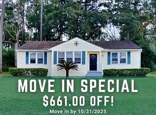 2896 Capper Rd, Jacksonville, FL 32218