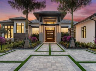 6321 Highcroft Dr, Naples, FL 34119