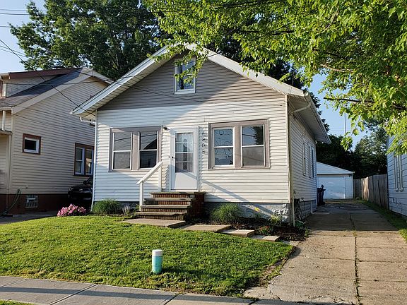 2nd image of 6805 Flowerdale Ave