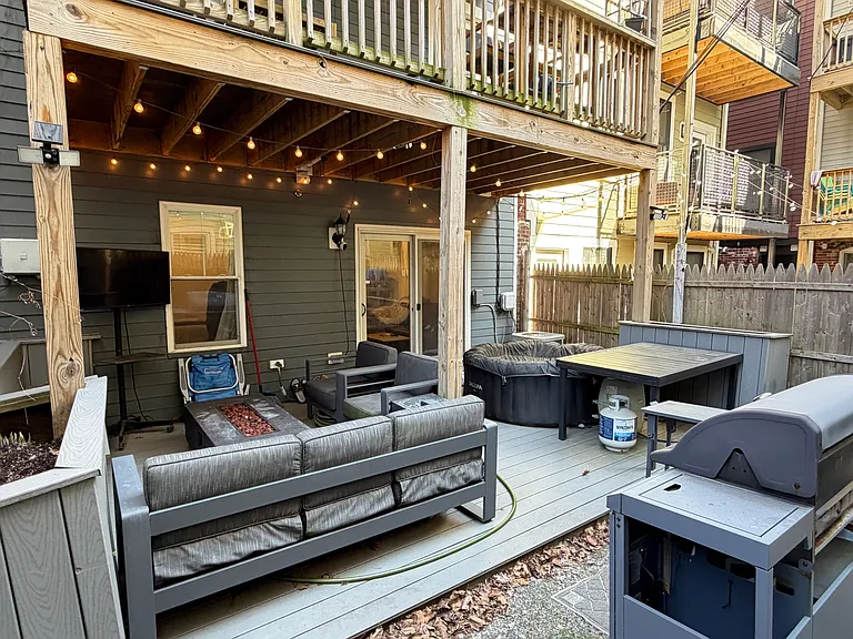 9 Douglas St #1 — Photo 1