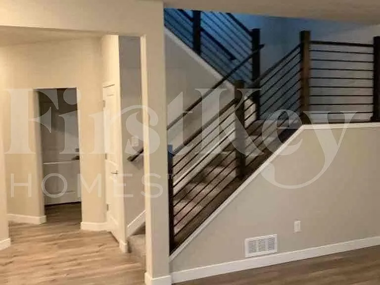 11123 Murrelet Dr — Photo 2