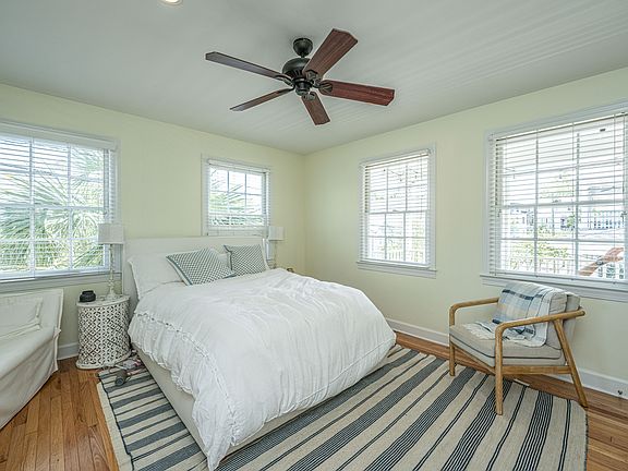 Wonderfully sized bedrooms and bathrooms. Nice closets in every bedroom.