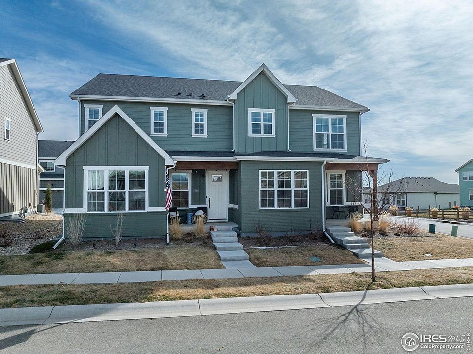 1st image of 751 Crossbill Dr
