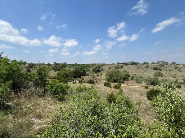 63 Summit Ledge Dr, Johnson City, TX 78636