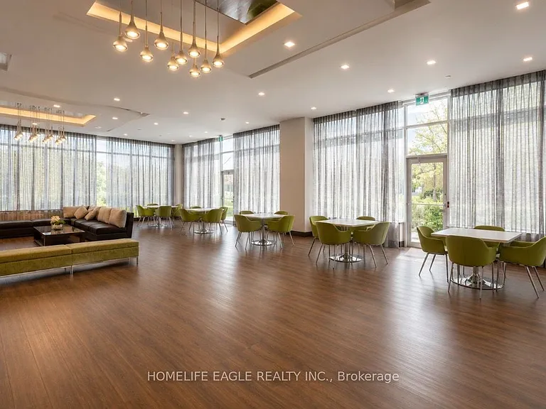 7890 Bathurst St #2109 — Photo 11