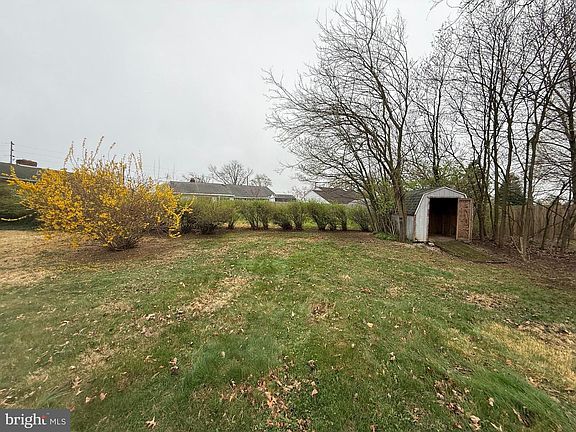 5th image of 241 Clearview Rd