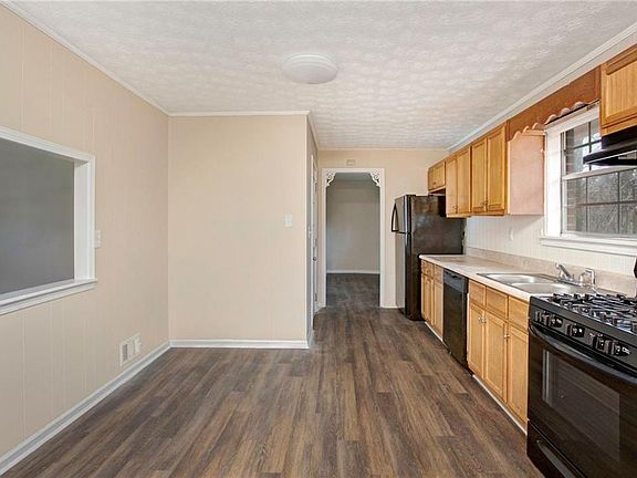 2nd image of 6190 Jayma Ln