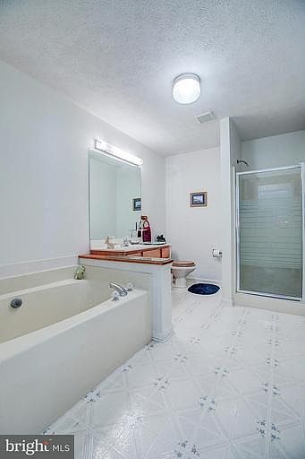 1st image of 45535 Mariann Ct