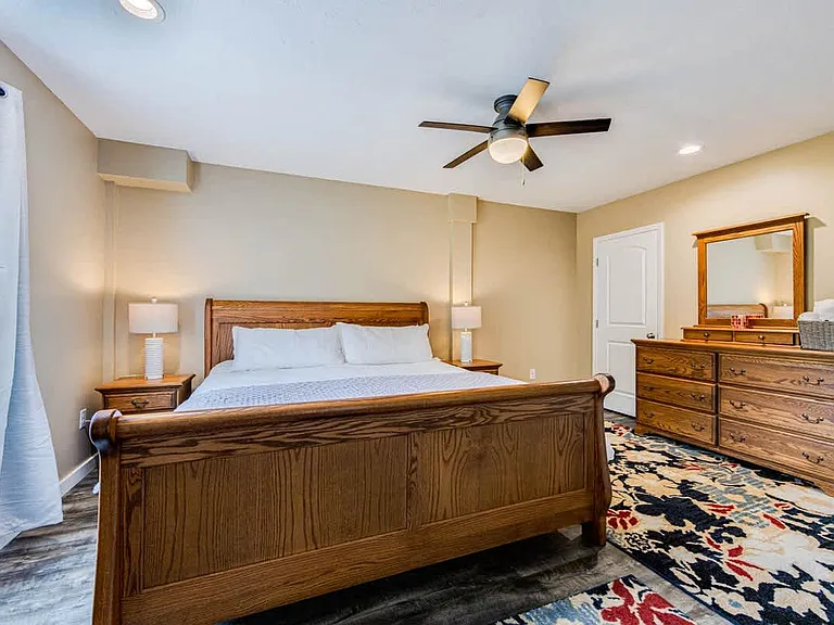 5209 Lunar Dr — Photo 36