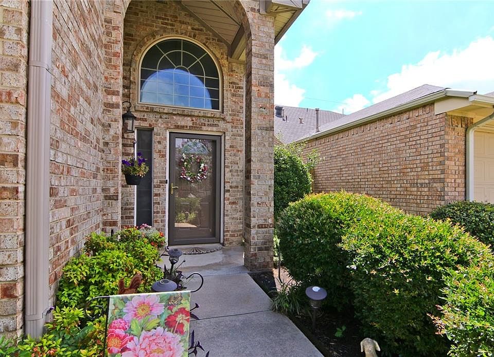 1st image of 2083 Stillwater Pl