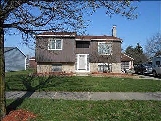 3rd image of 8624 Lillian Dr