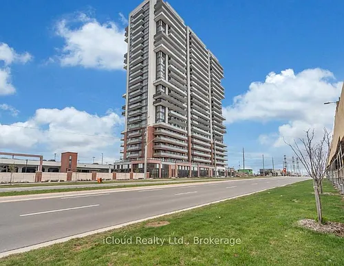 2550 Simcoe St N Photo 1