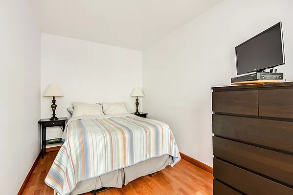 Sold by Compass | media 7