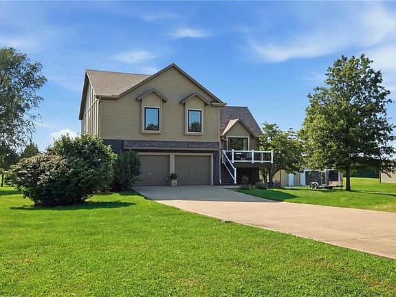4th image of 27520 Normandy Rd