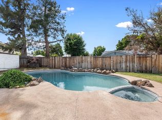8701 Via Alta Way, Elk Grove, CA 95624