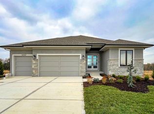 10767 S Shady Bend Rd, Olathe, KS 66061