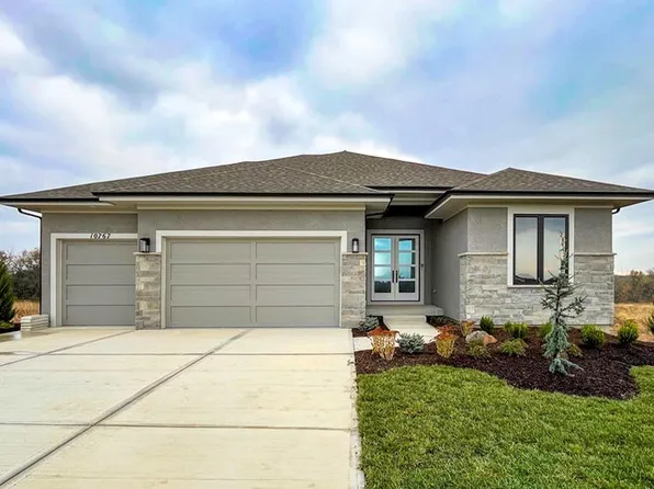 10767 S Shady Bend Rd, Olathe, KS 66061