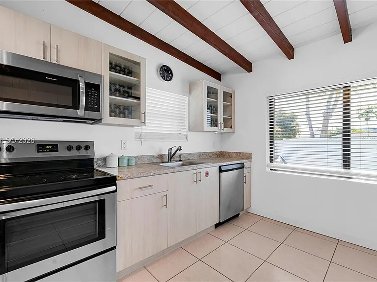 1704 Rodman St #3 — Photo 6
