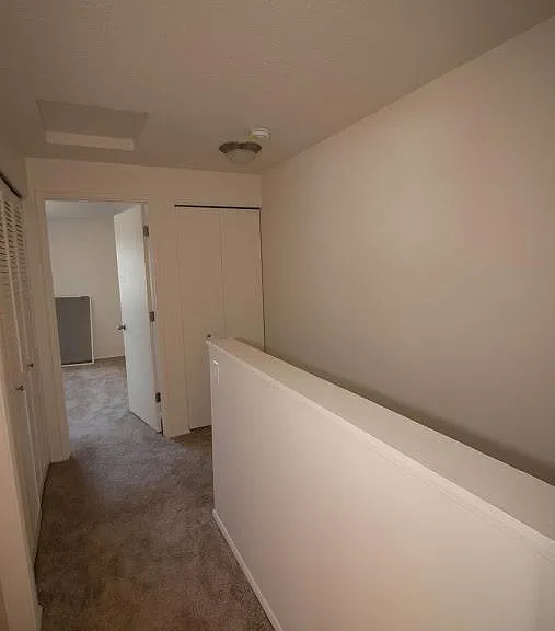 Columbia Crest Townhomes — Photo 24