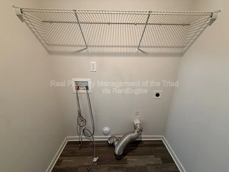 3811 Bellingham Ct — Photo 14