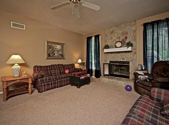 2nd image of 5509 NW Platte Purchase Dr