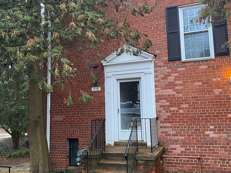 Steps lead to private entrance.