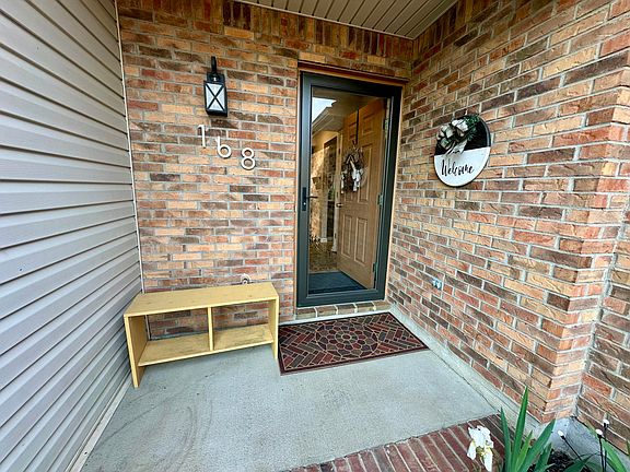2nd image of 168 Park Place Ct