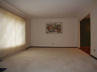 3192 Pitcher Dr, Darien, IL