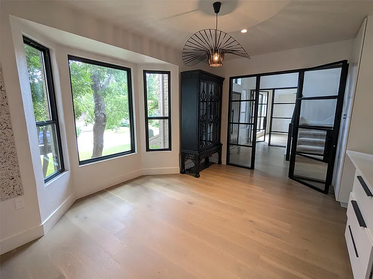 9257 Scenic Bluff Dr — Photo 6