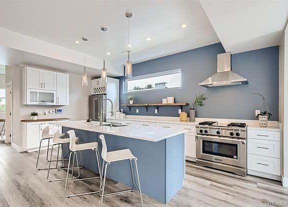 5th image of 4010 Navajo St