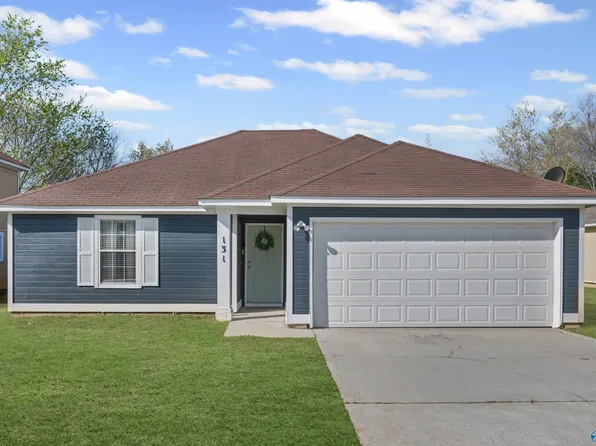 131 River Oaks Dr, Madison, AL 35758