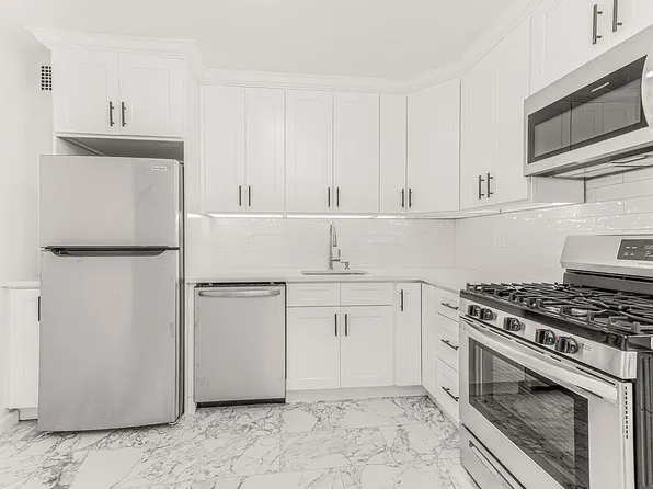 3935 Blackstone Ave #1A, Bronx, NY 10471