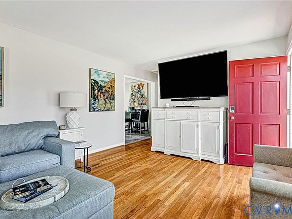 4th image of 1219 Northbury Ave