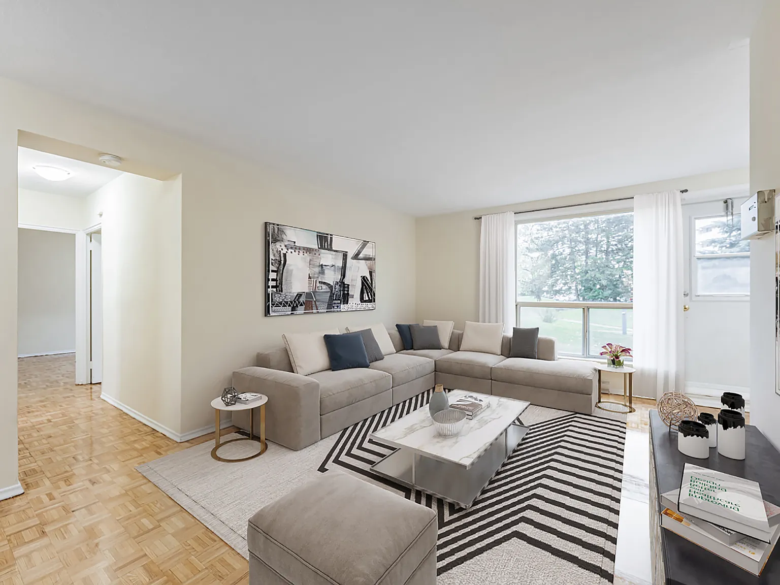 7 Rochefort Drive — Photo 4