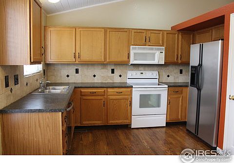 2nd image of 12238 Crabapple St