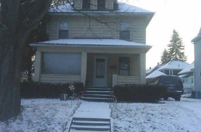 2nd image of 4 Lincoln St