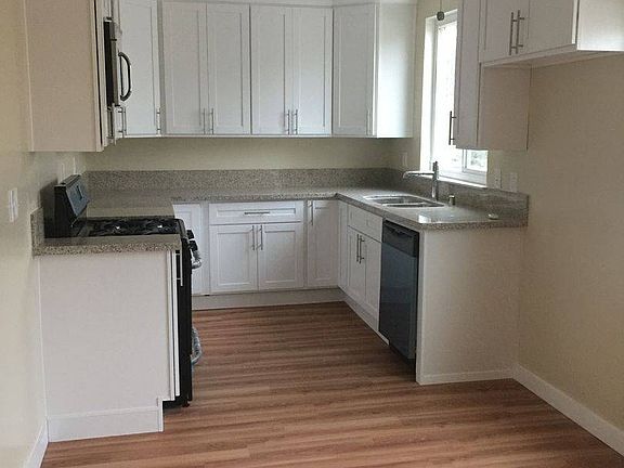 5th image of 444 N Euclid Ave APT 18