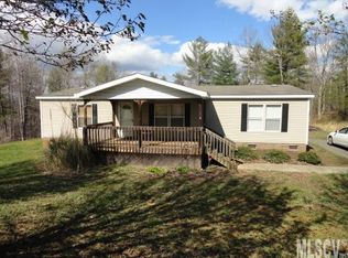 3794 Sagebrush Dr, Lenoir, NC 28645