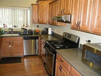 3rd image of 5016 Antigua Dr