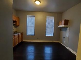 2200 W 19th St #3REAR, Chicago, IL 60608