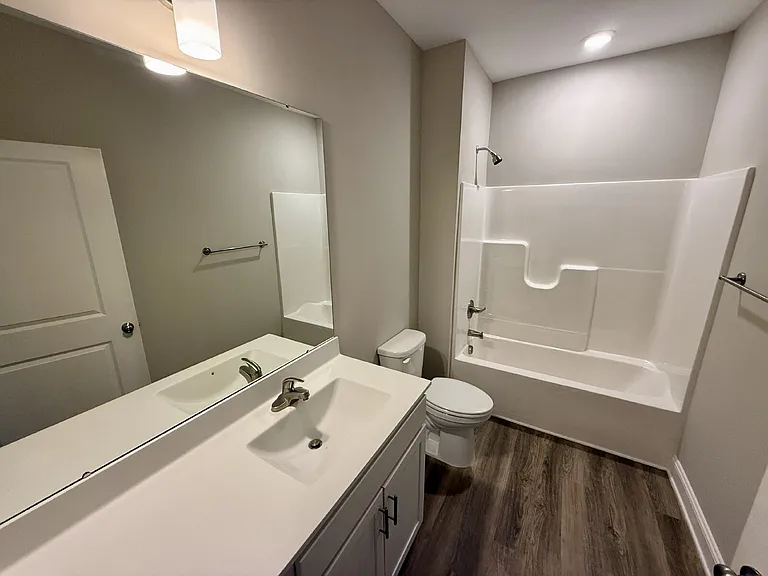 188 Gallery Dr #201 — Photo 21