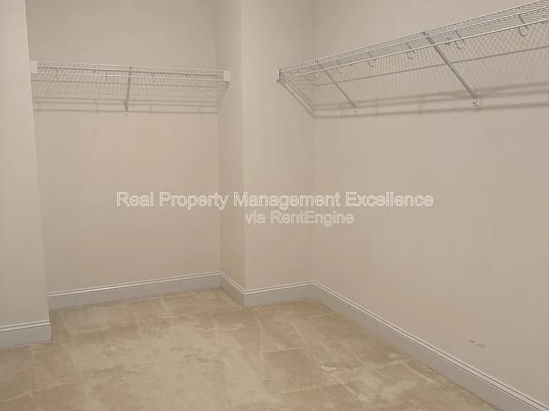 16 Clear Creek Cir — Photo 49