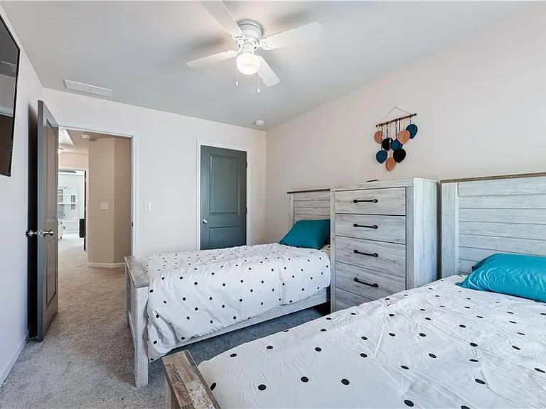 2831 Ridgeview Dr SW — Photo 15