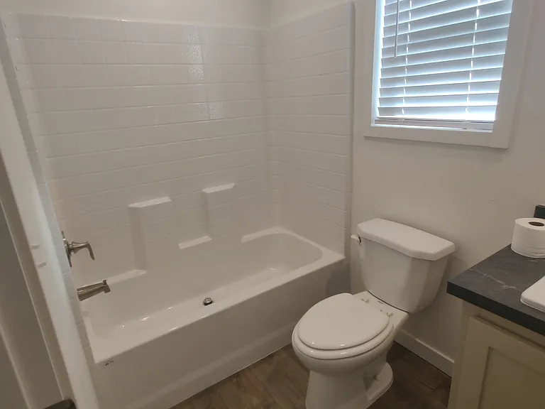 330B Kathleen St — Photo 17