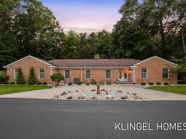 4261 Lin Nan Ln, Norton Shores, MI 49441