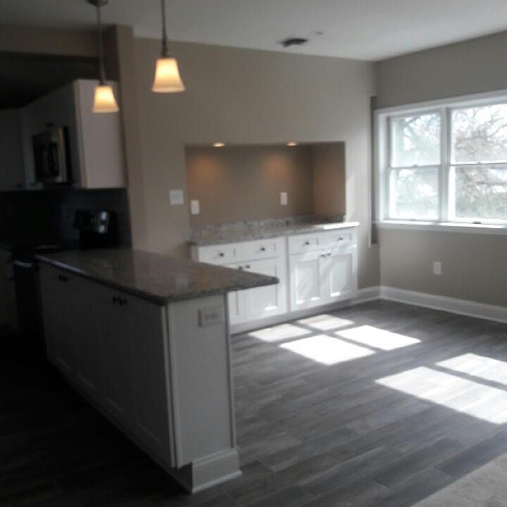 kitchen/dining area